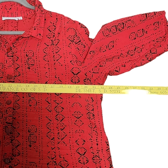 HABITAT CLOTHES TO LIVE IN Red Wearable Art To Wear Button Up Top XL Lagenlook - Picture 11 of 13